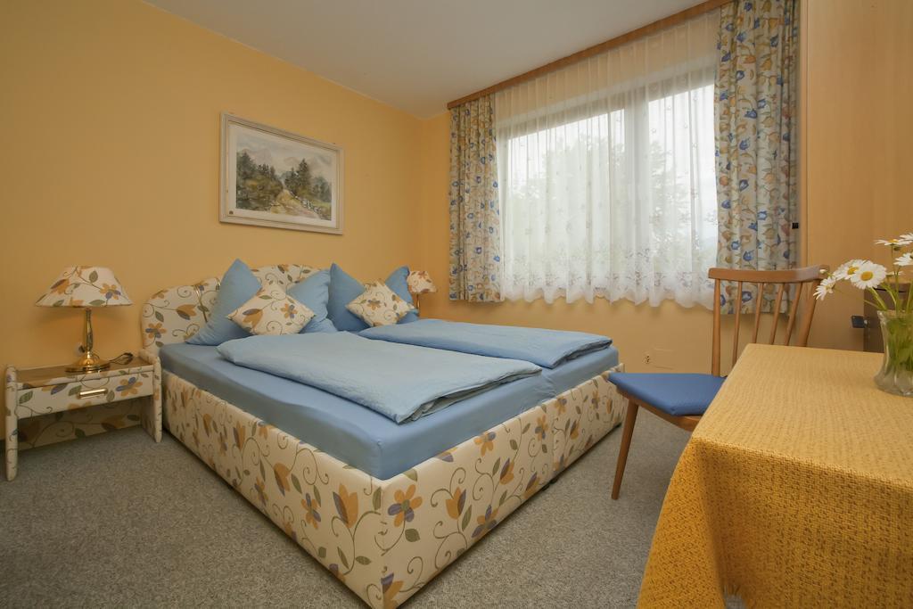 Haus Fischer Velden am Woerthersee Room photo