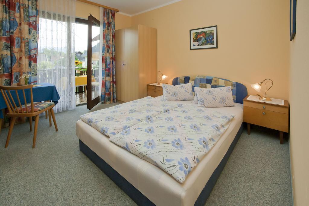 Haus Fischer Velden am Woerthersee Room photo